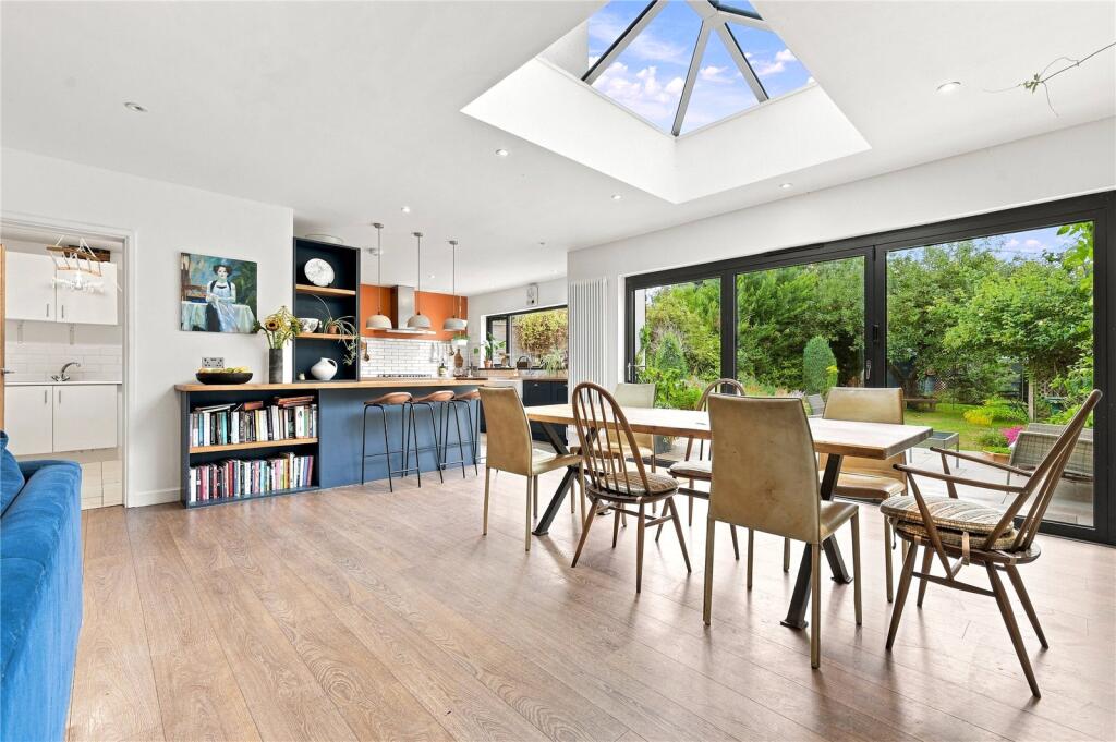 House in Uttlesford, Pleasant Valley, Saffron Walden - View 2