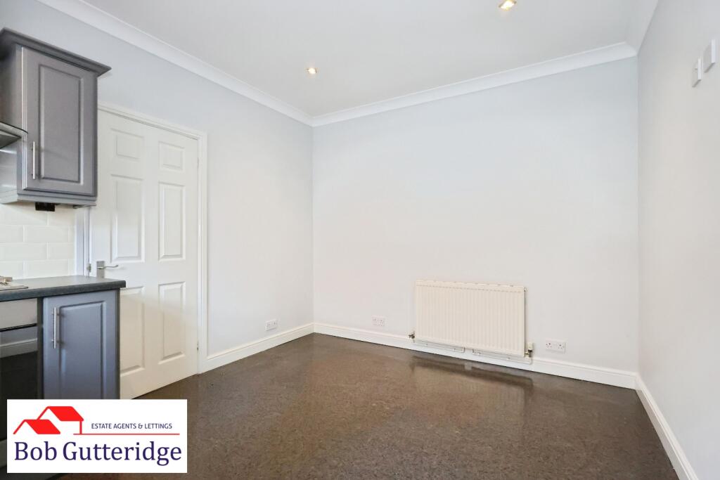 House in Newcastle-under-Lyme, Clayton - View 5