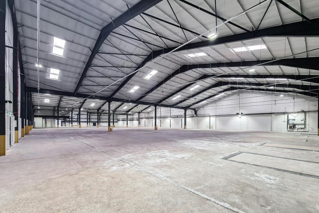 14-WAREHOUSE_0.1-2.jpg