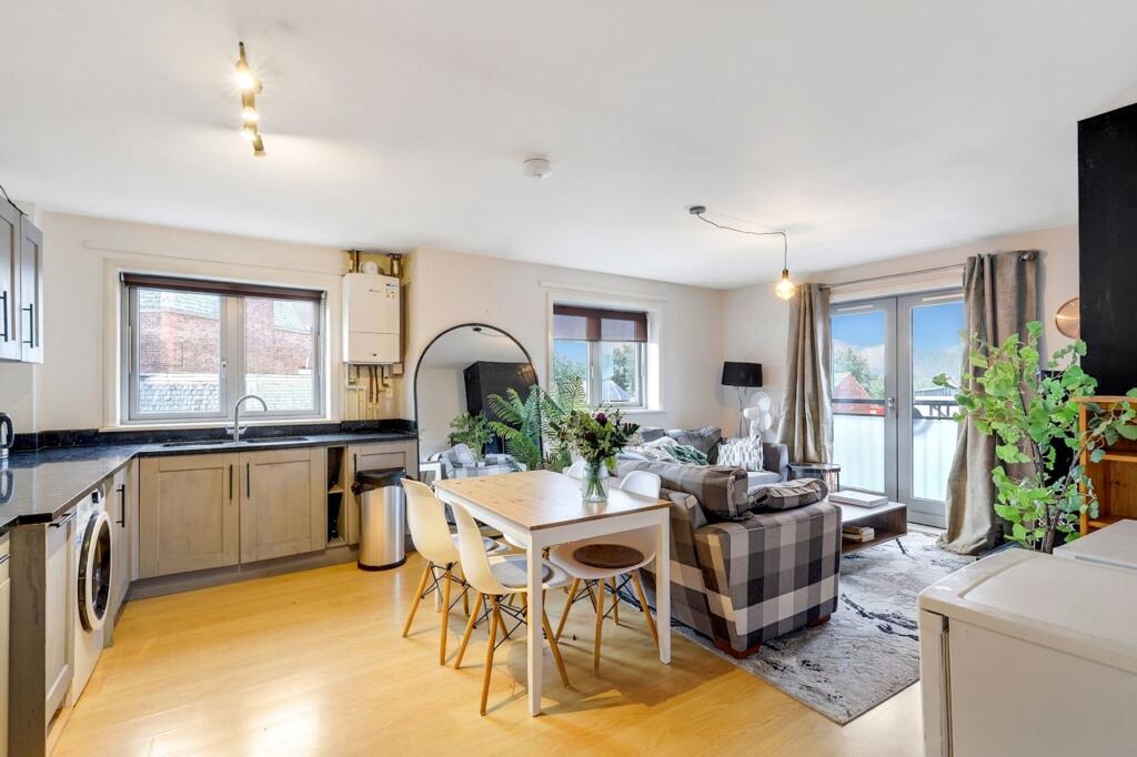 Apartment in Nottingham, Old Basford - View 4