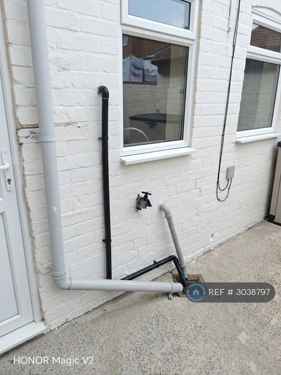 Apartment in South Tyneside, North East - View 4