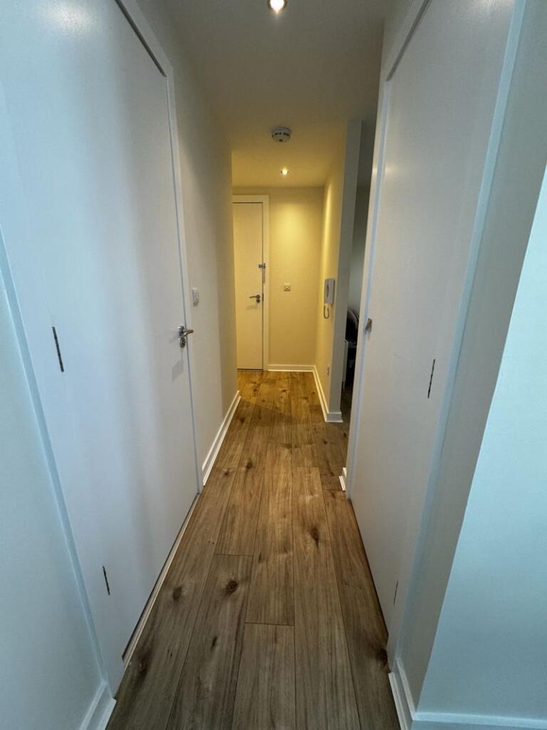 Apartment in Glasgow - View 2