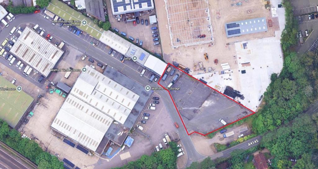 Main image of property: Yard, Vale Industrial Estate, Tolpits Lane, Watford, Hertfordshire, WD18 9QP
