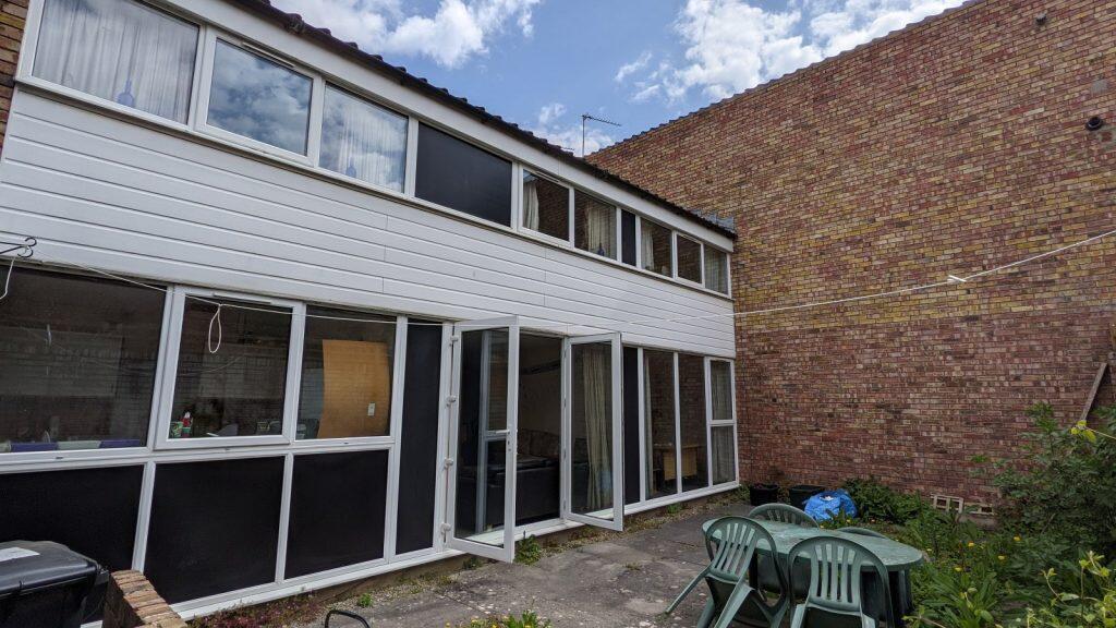 Main image of property: High Kingsdown – 876