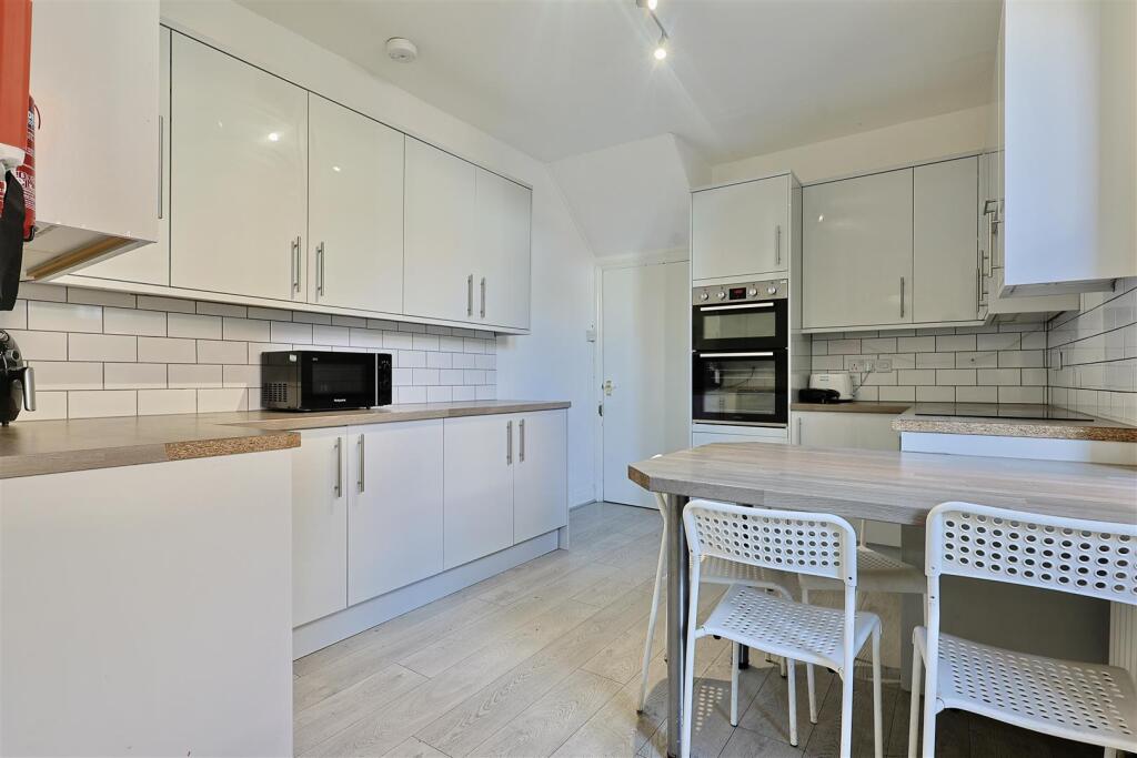 House in Newcastle upon Tyne, Tyne and Wear - View 4
