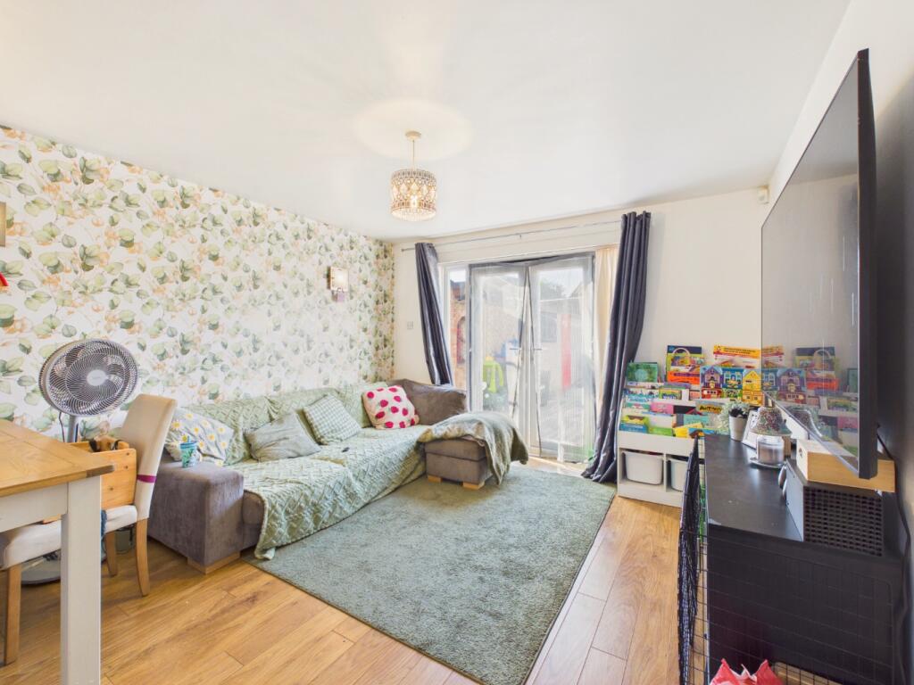 House in Sutton, Kingston upon Hull - View 4
