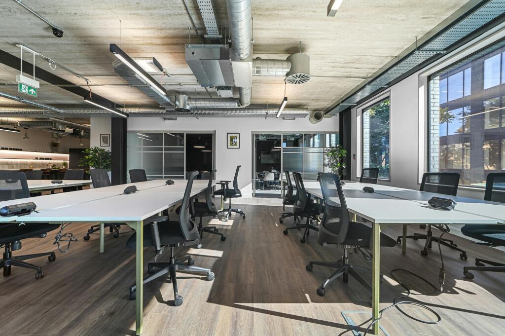 HTBC10WhiteLionStreet13.JPG