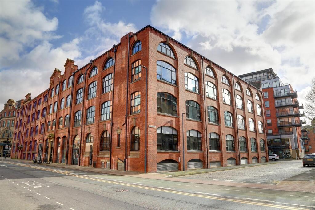 Main image of property: Royal House, 28 Sovereign Street, LS1 4BJ