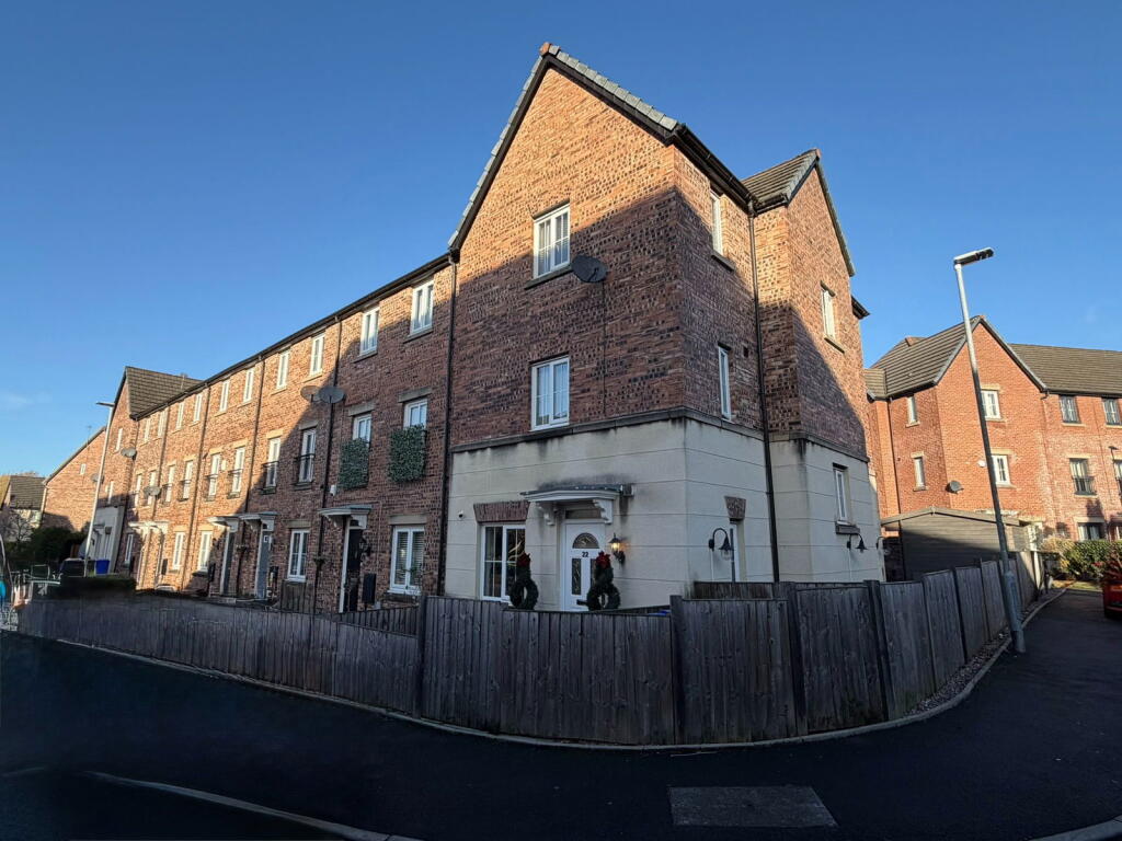 Main image of property: Foxwood Drive, Hyde, SK14 4FX