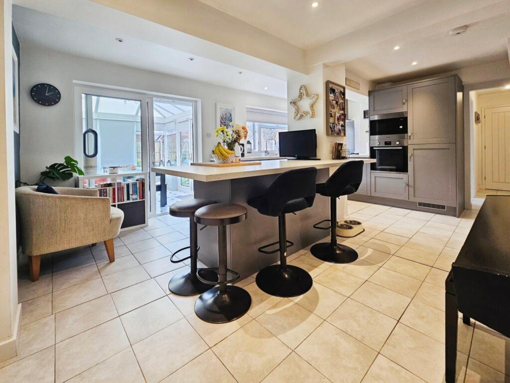 Marsh Close, Alsager, Cheshire photo 4
