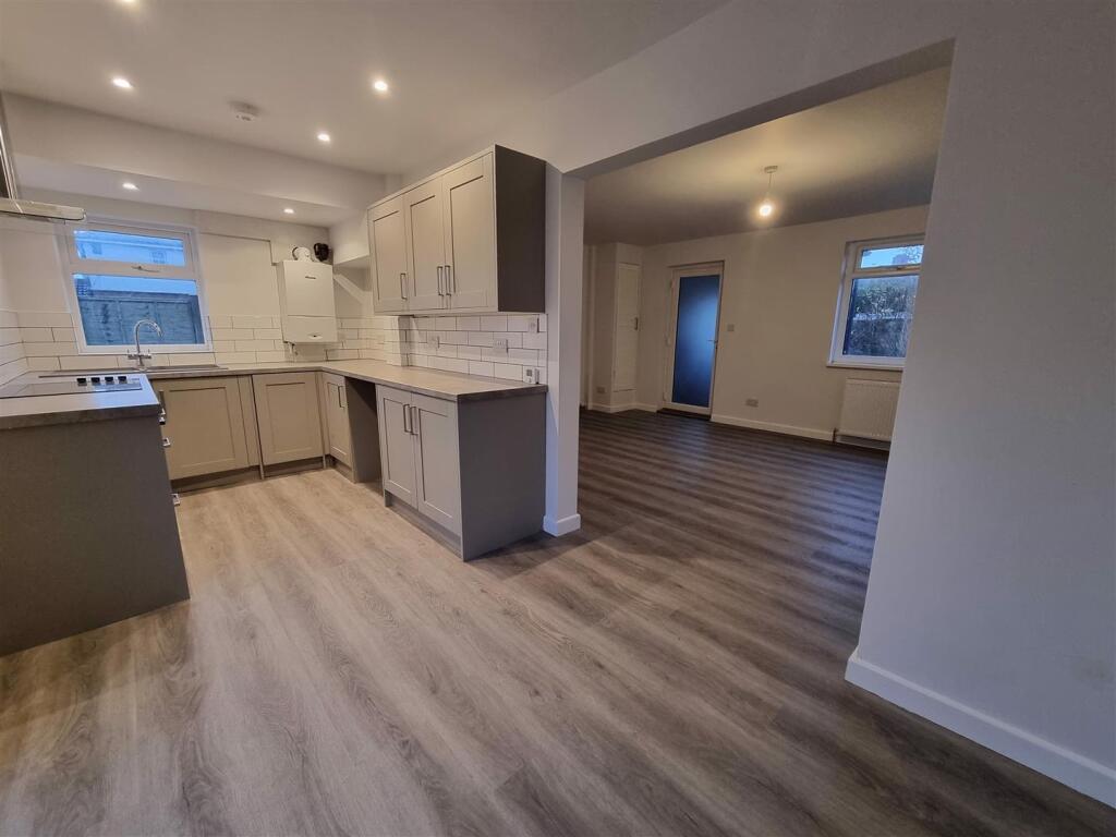 Main image of property: Carisbrooke Road, Bristol