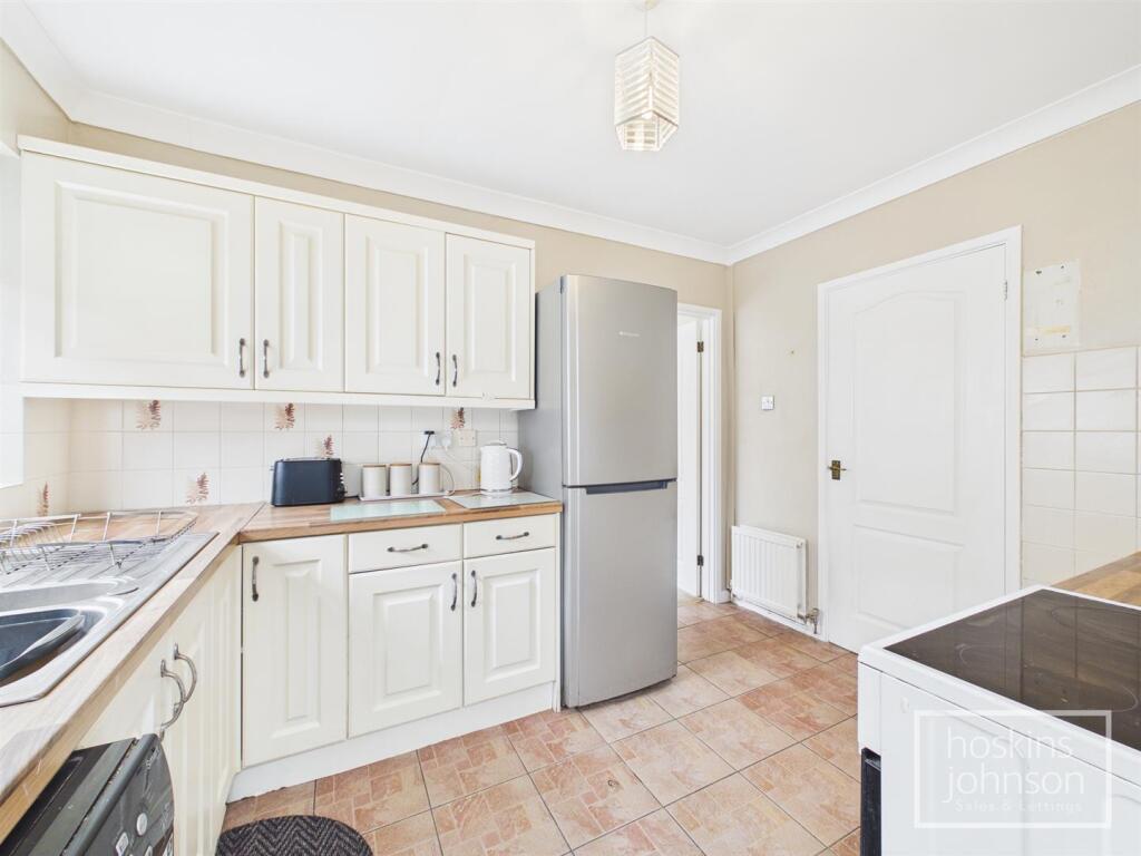 House in Pontypridd, Rhydyfelin - View 3