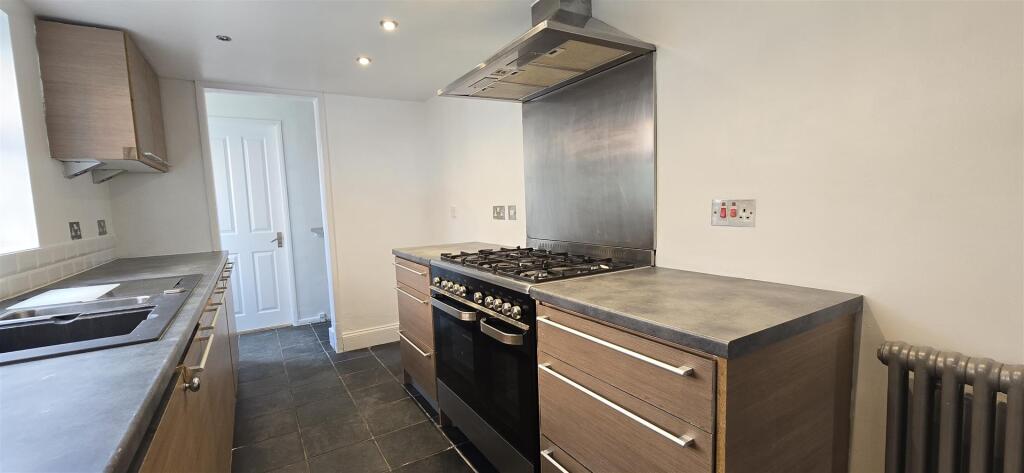 House in Reading - View 5