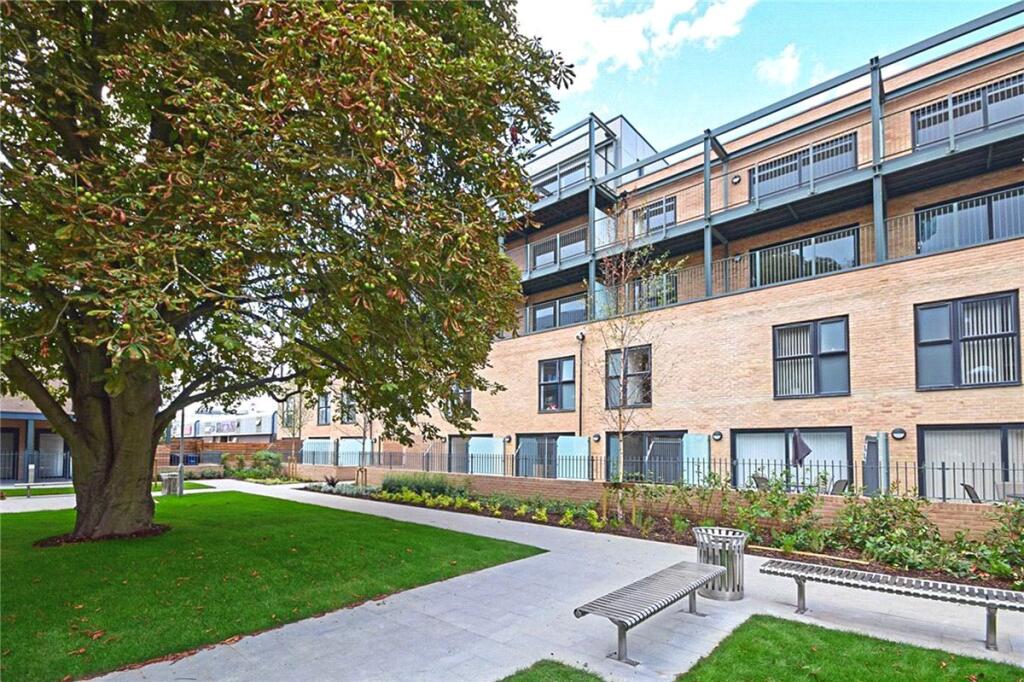 Main image of property: Flamsteed Close, Cambridge, CB1