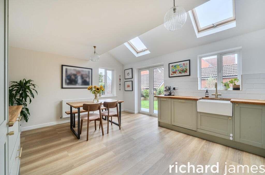 House in Swindon - View 4
