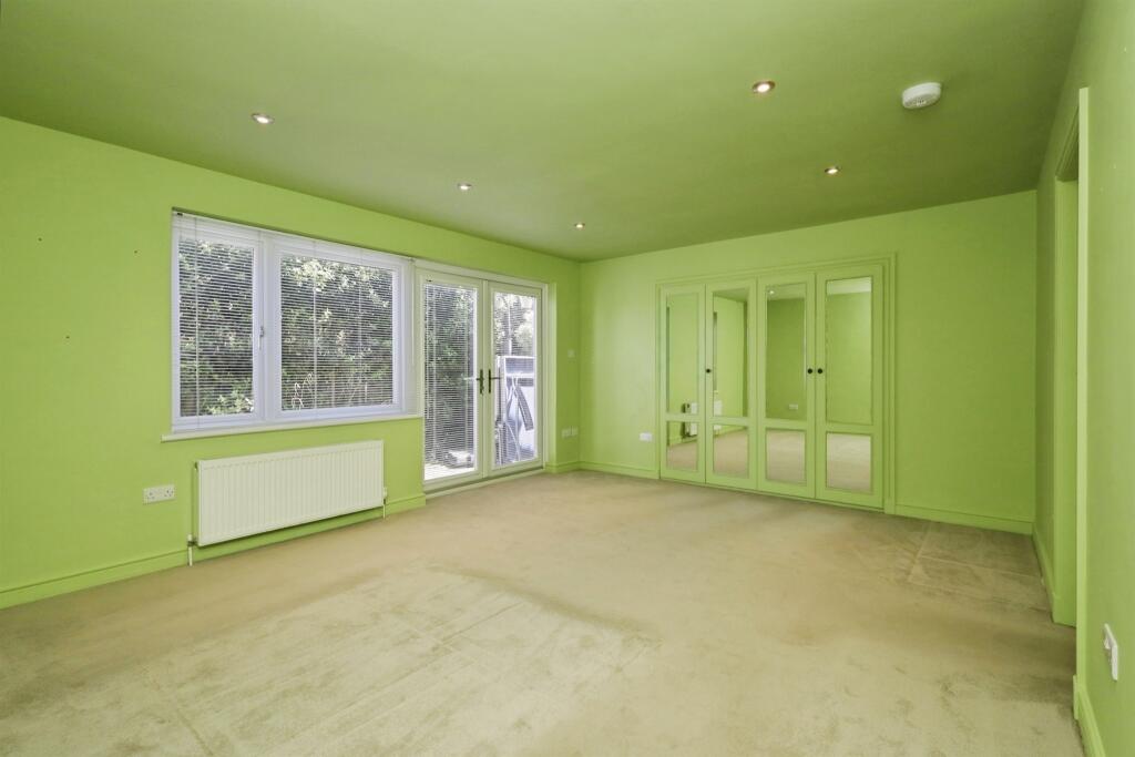 House in Eastbourne, Holywell - More