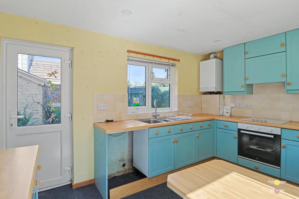Apartment in Dorchester, Dorset - View 5