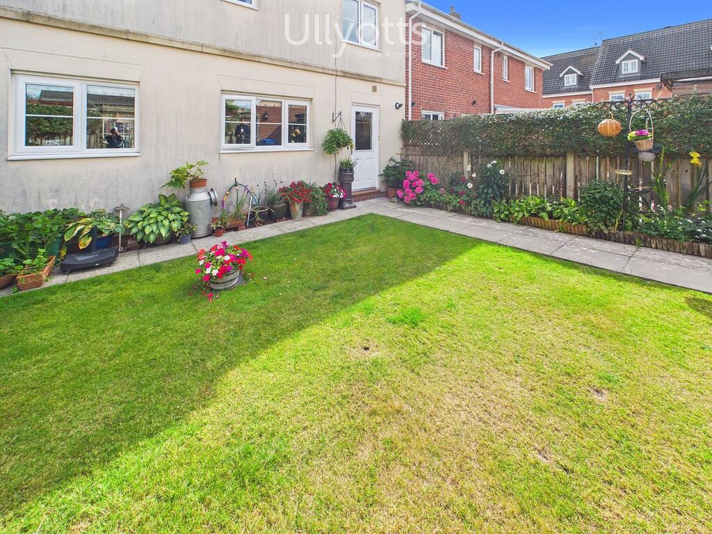 House in York - View 2