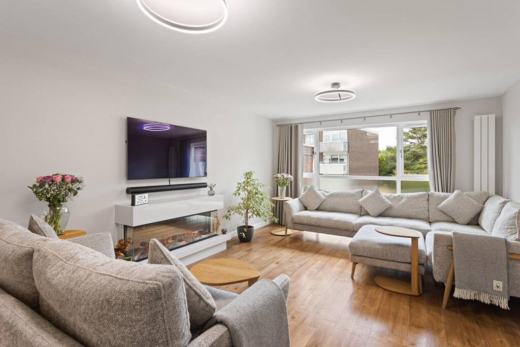 House in Edinburgh, Cramond - View 3