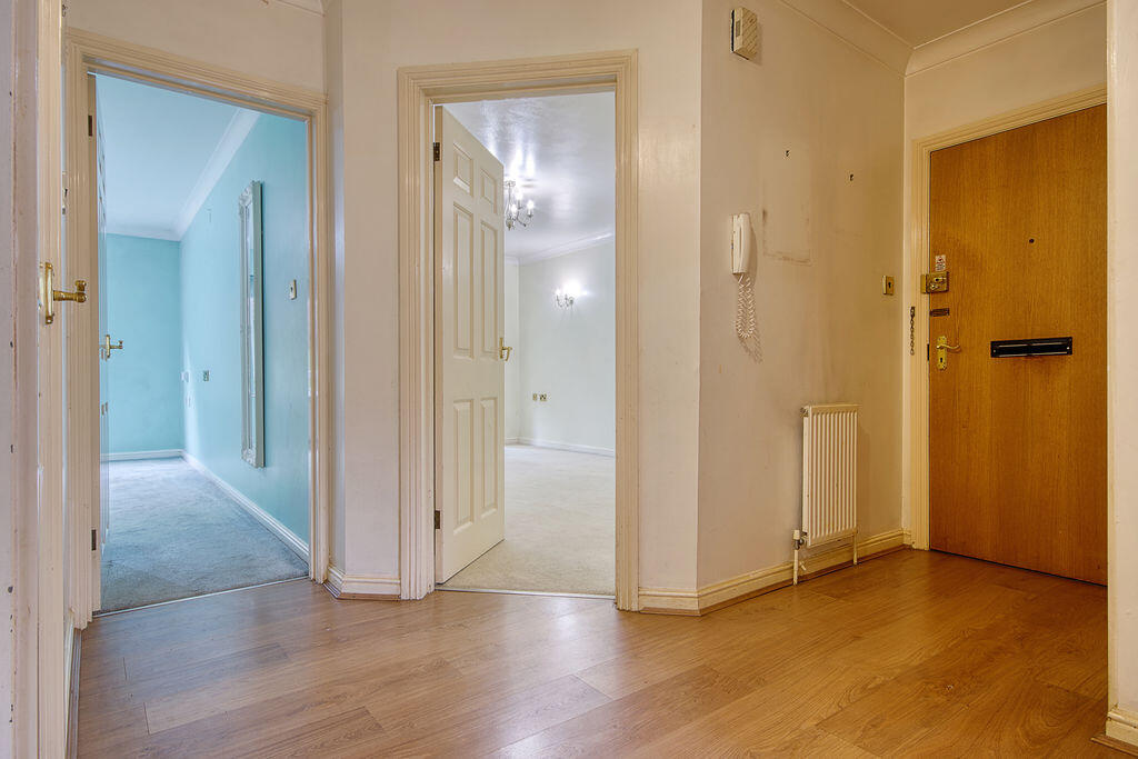 Apartment in Bournemouth - More
