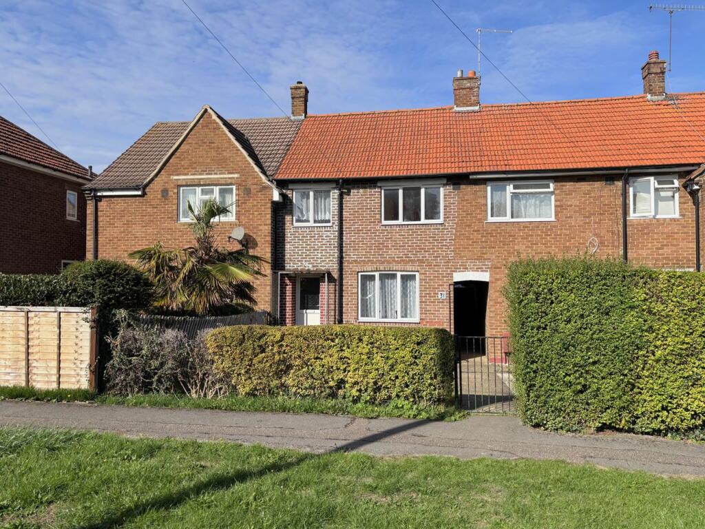 3-bed terraced on Mullway, Letchworth Garden City, SG6, £320,000