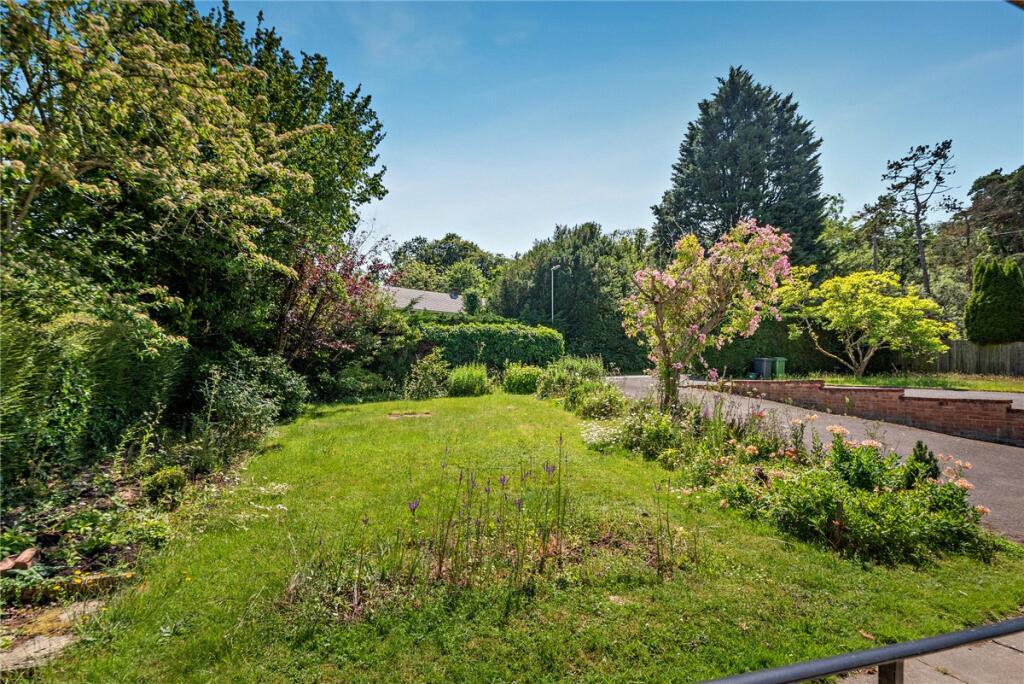 House in Basingstoke and Deane, Ashford Hill with Headley - View 2