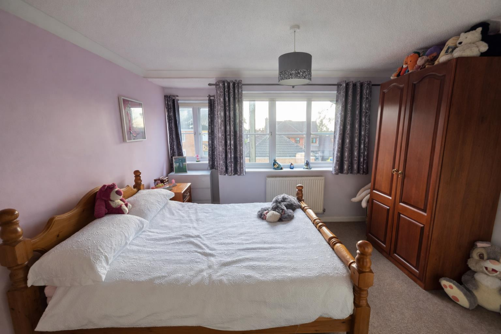 Chapel Close, Melksham - More