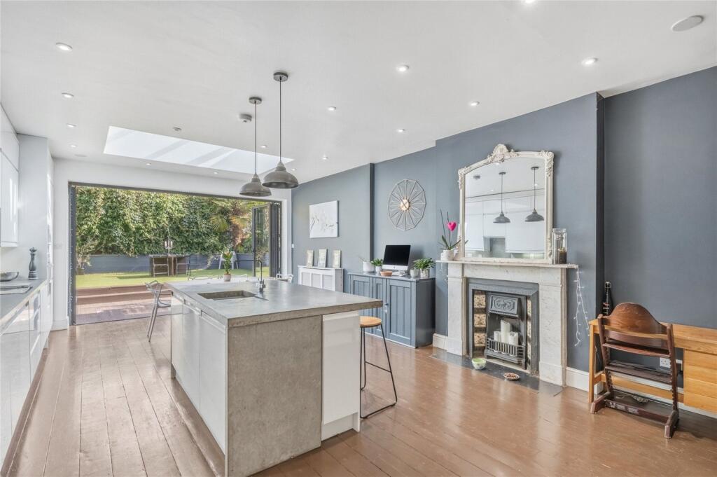 Main image of property: Edencourt Road, Furzedown, SW16