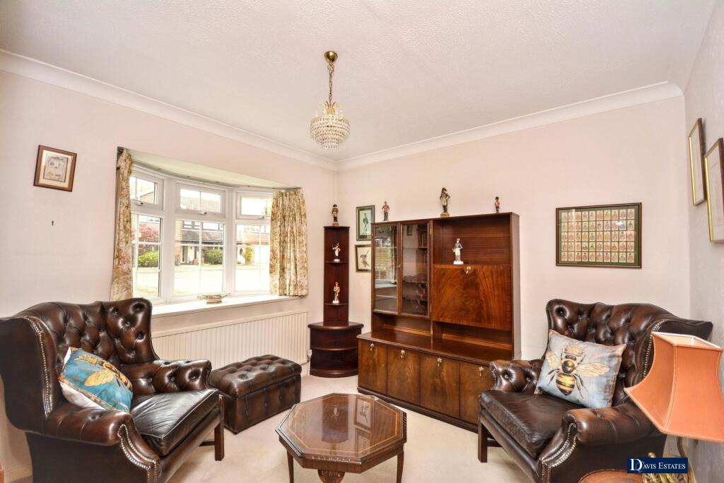 House in London, Emerson Park - View 5
