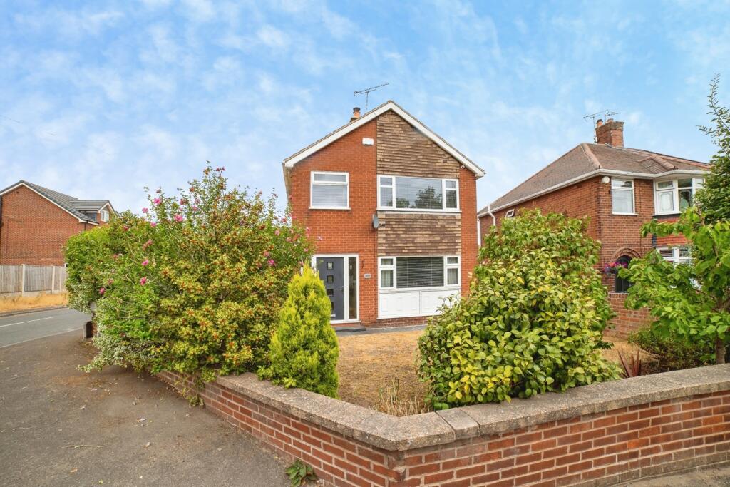 Main image of property: Southwell Road East, Rainworth, Mansfield, Nottinghamshire, NG21