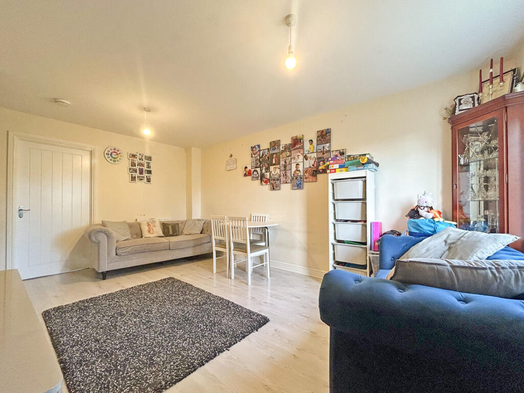 Castleview Road, Bilston photo 2