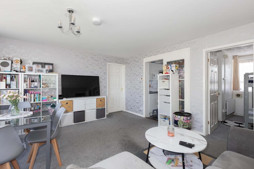 Old Mill Close, Portslade, Brighton photo 5