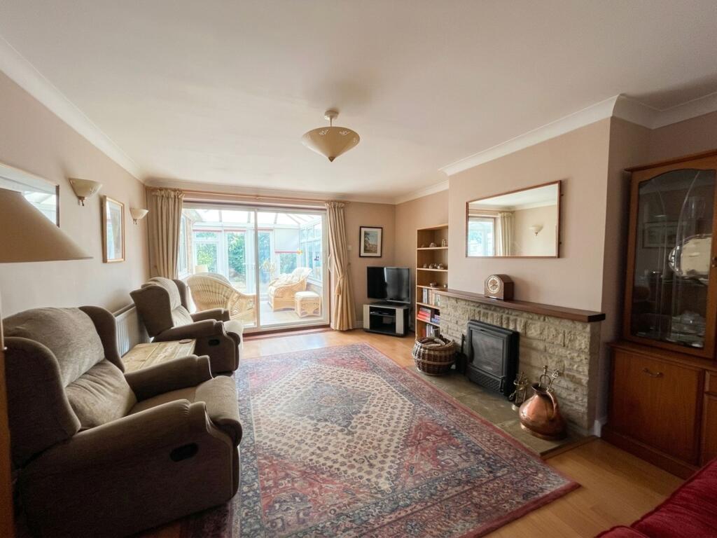 House in East Cambridgeshire, Haddenham - More