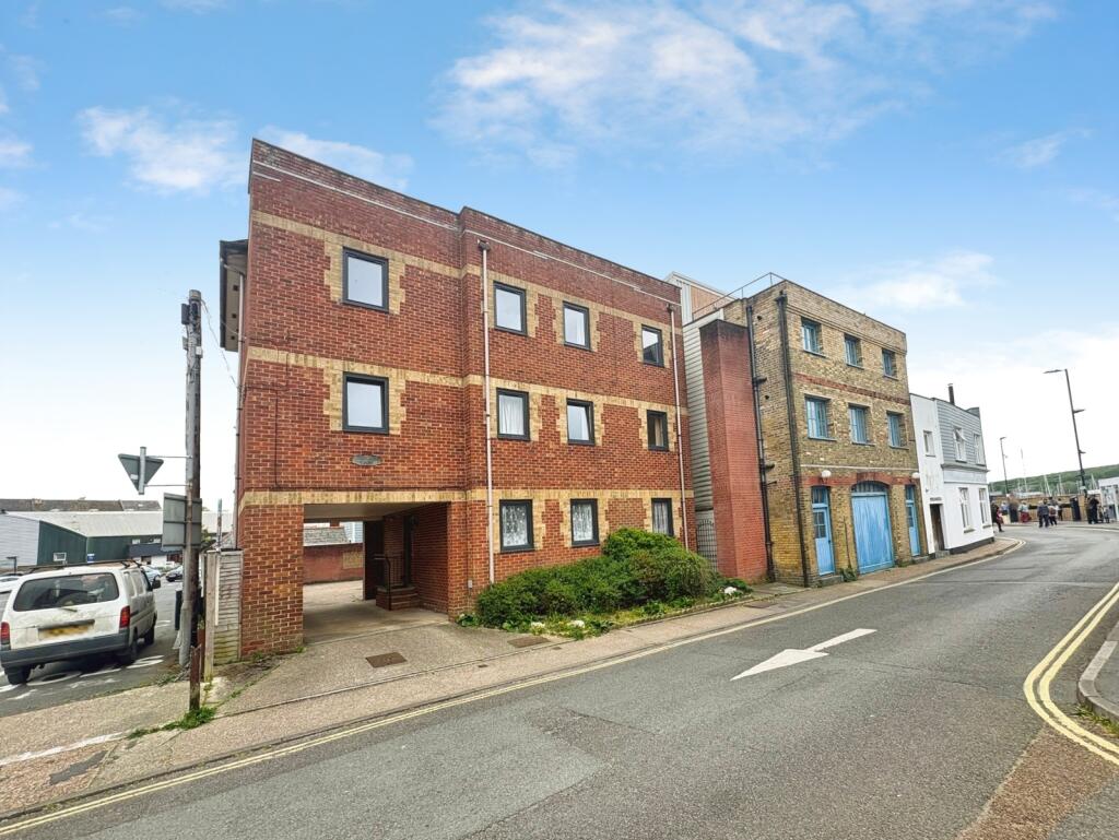 Main image of property: Castle Street, East Cowes, Isle of Wight