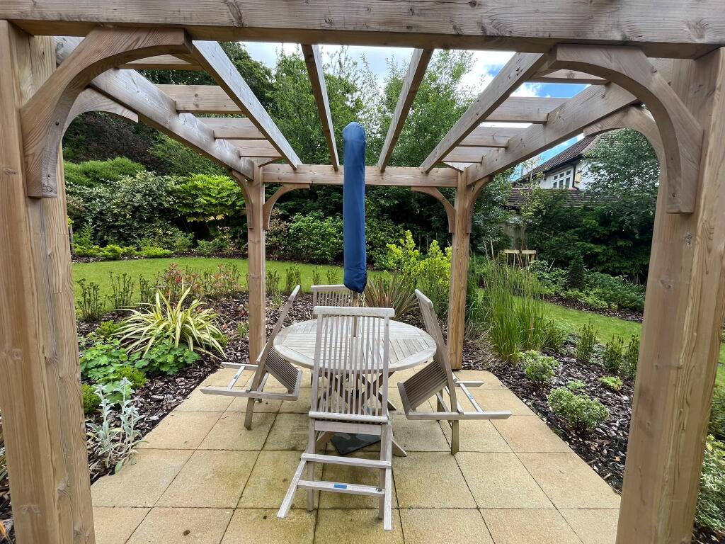 Apartment in Chester - View 5