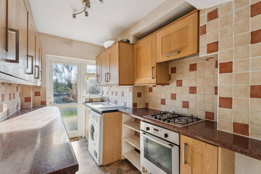 Durley Avenue, Pinner, HA5 photo 4