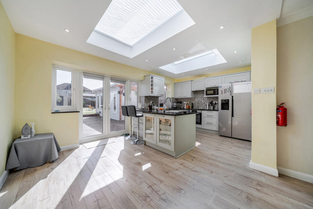House in London - View 4