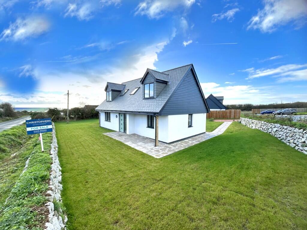 Main image of property: Parc Halligey, Coverack