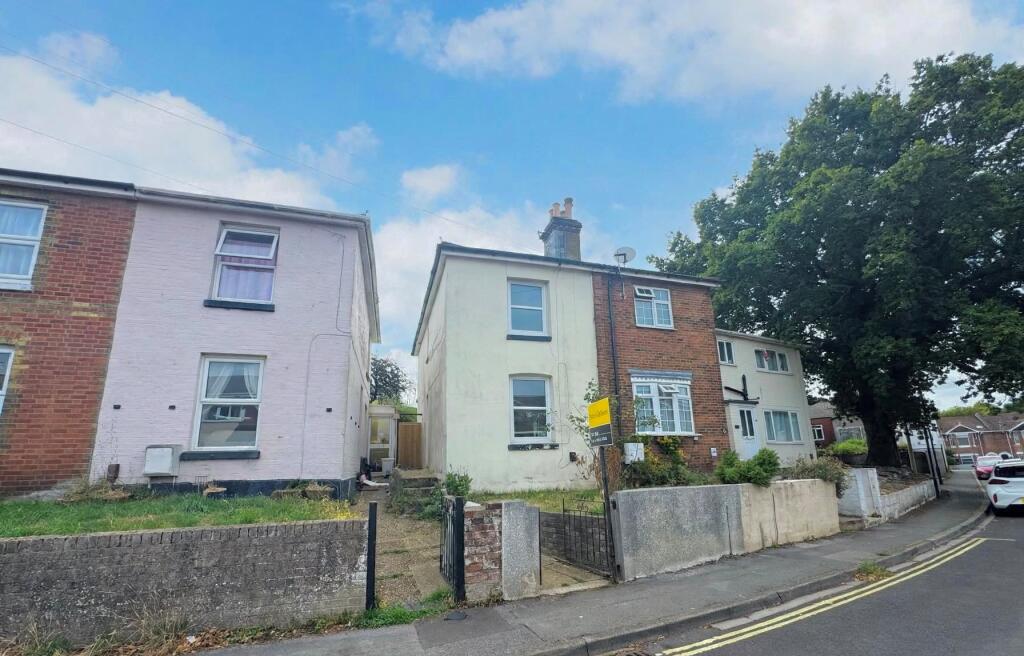 Main image of property: Glen Road, Woolston