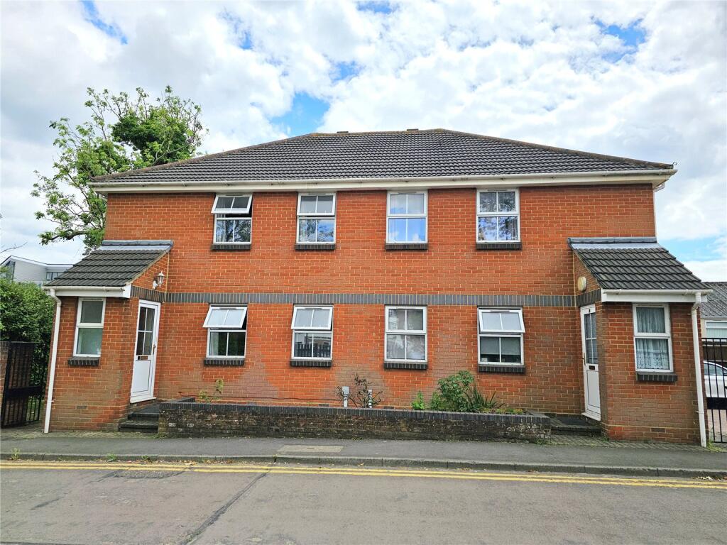 Main image of property: Castle Close, Rayleigh, Essex, SS6