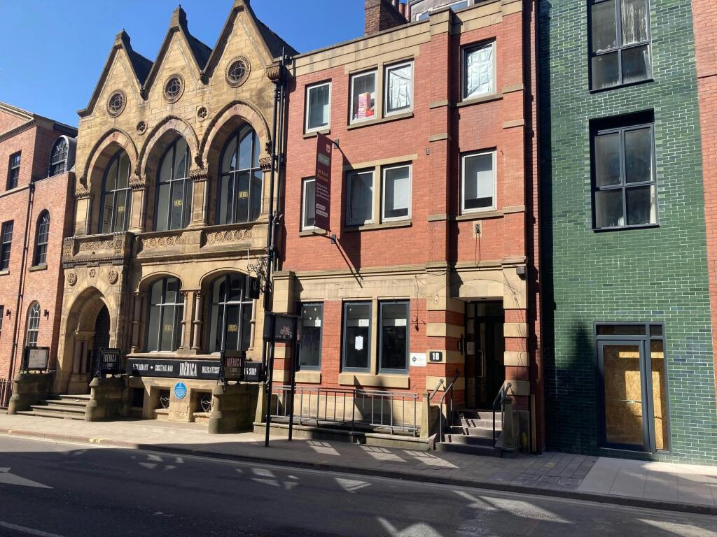 Main image of property: 18 East Parade, Leeds, LS1 2BH