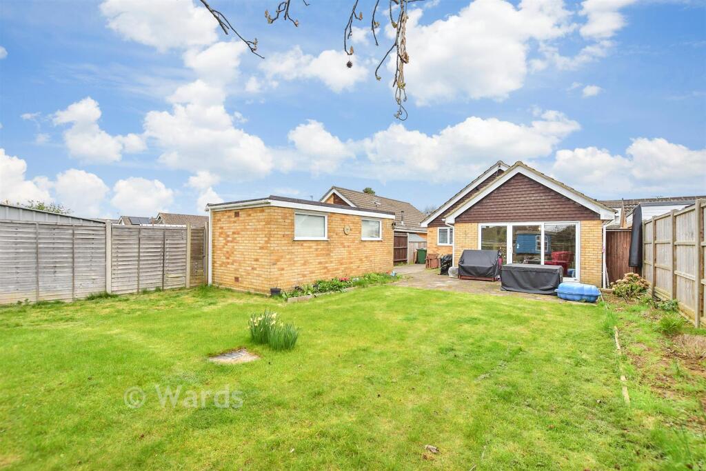 House in Maidstone, Loose - More