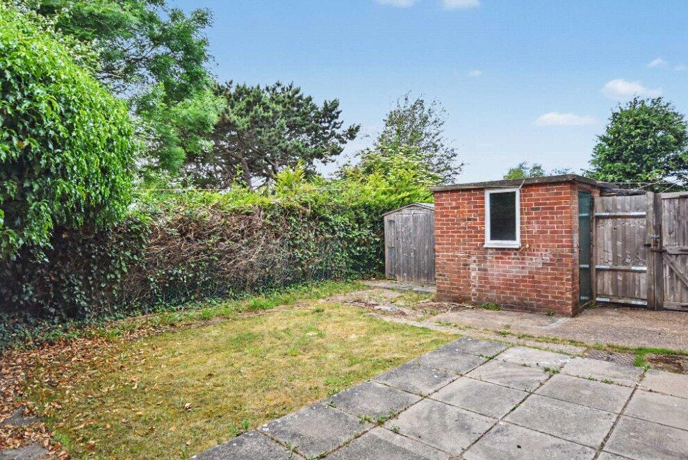 Talbot Road, Farnham, Surrey, GU9 - More