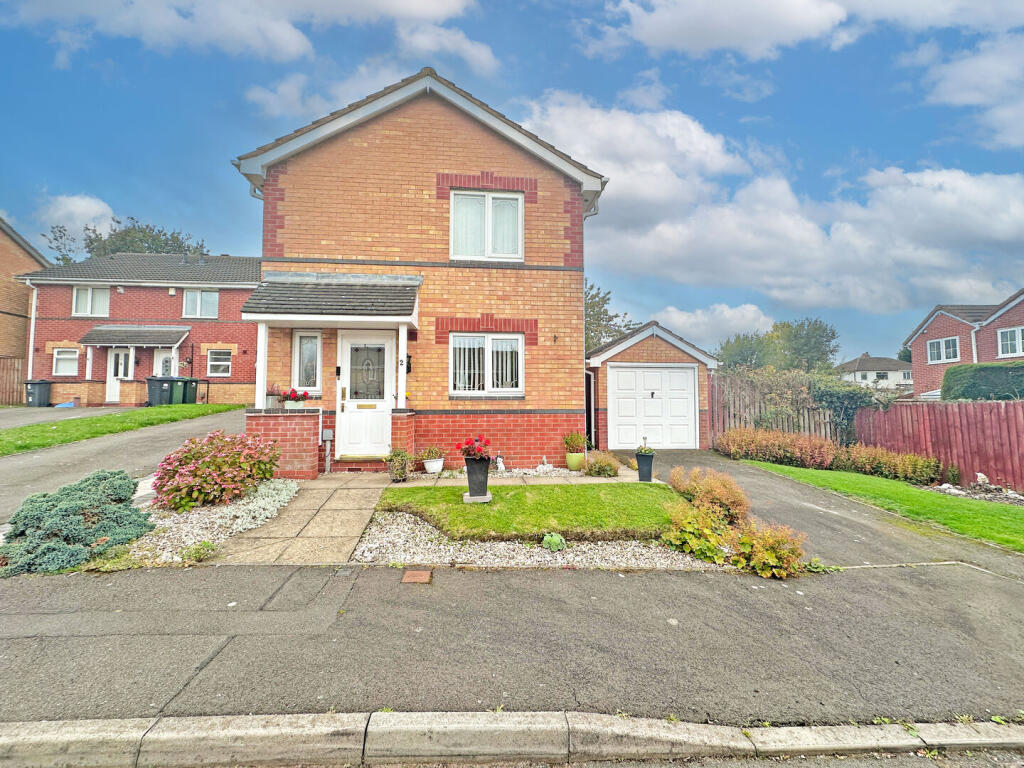 3-bed detached on Tierney Drive, TIPTON, DY4 7DN, £285,000