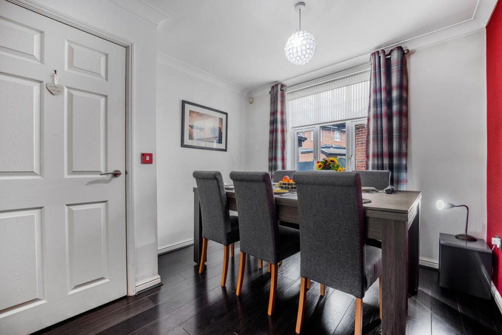 House in Lymm, Warrington - View 5