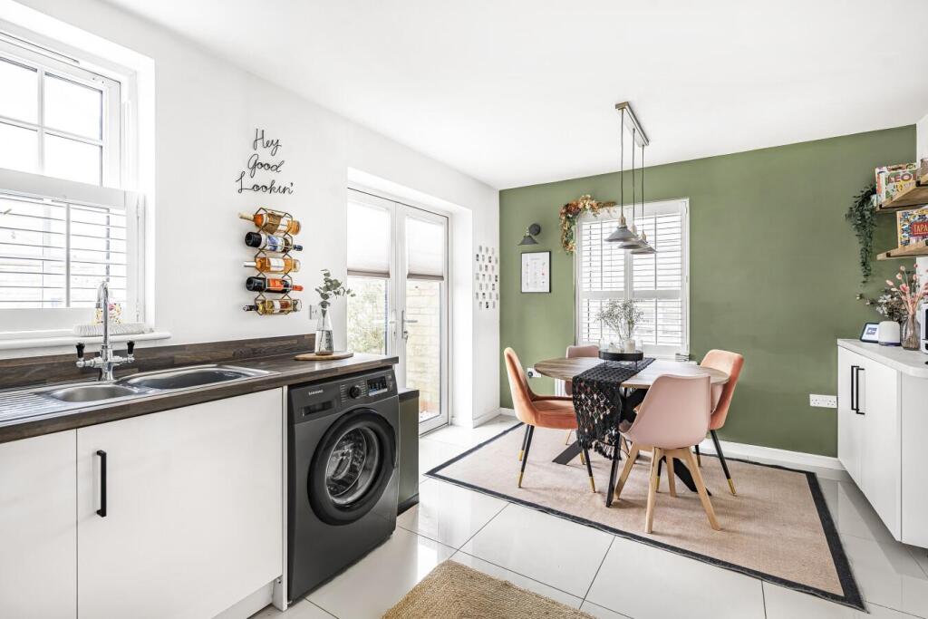 House in Bicester - View 5