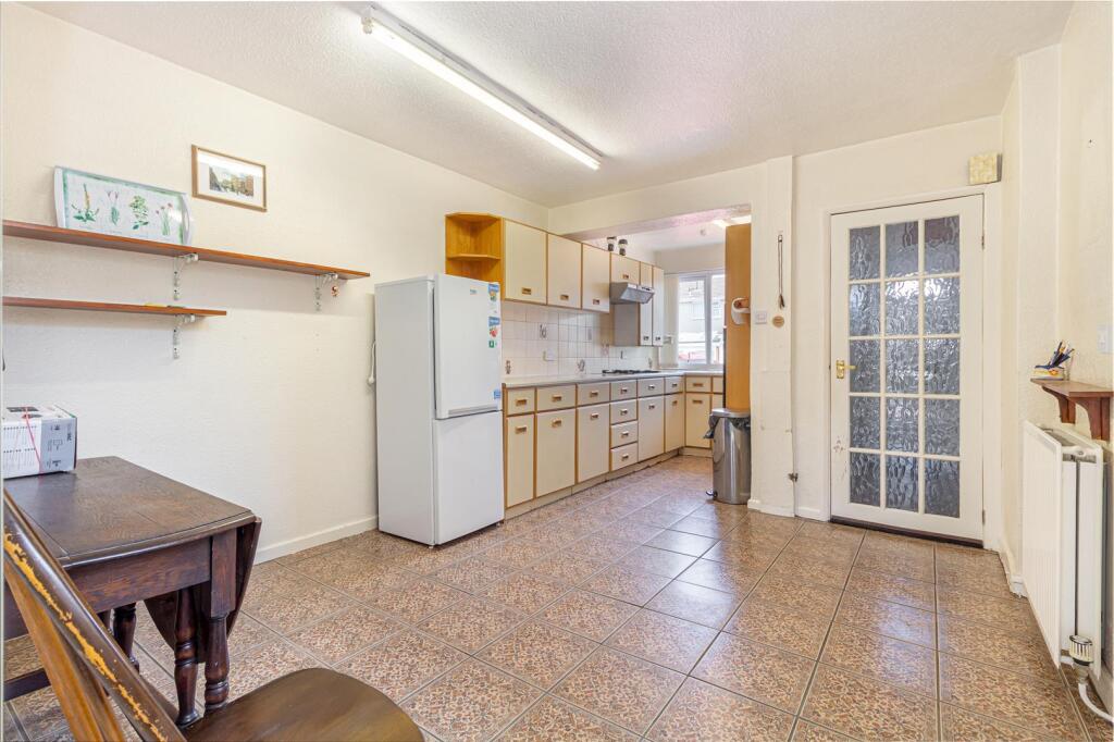 House in Worcester - View 4