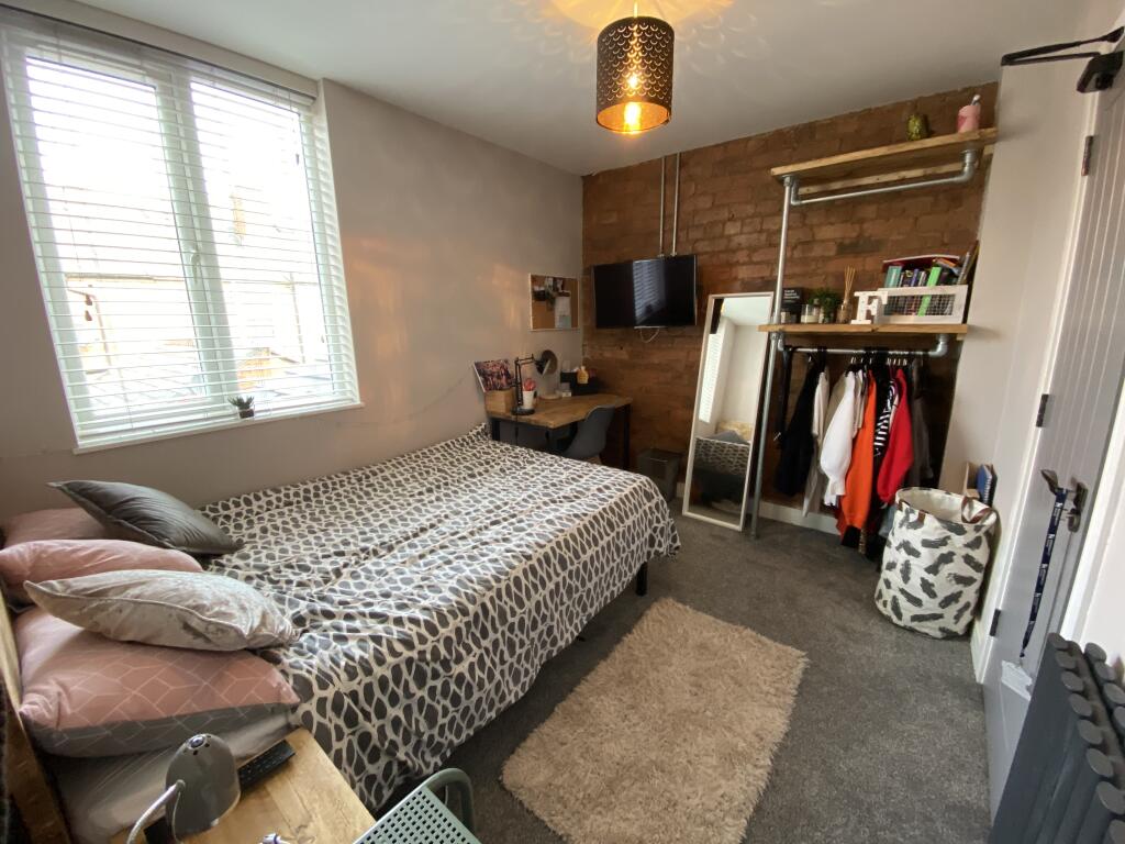 1 bedroom house for rent