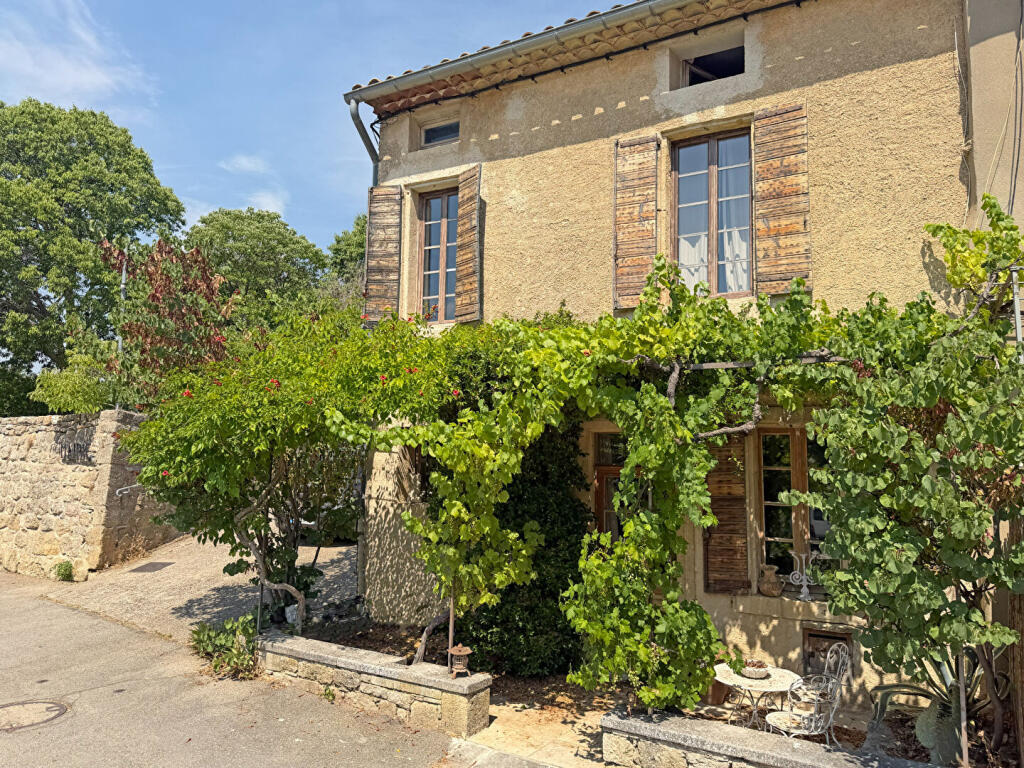 Main image of property: Provence-Alps-Cote d`Azur, Vaucluse, Viens
