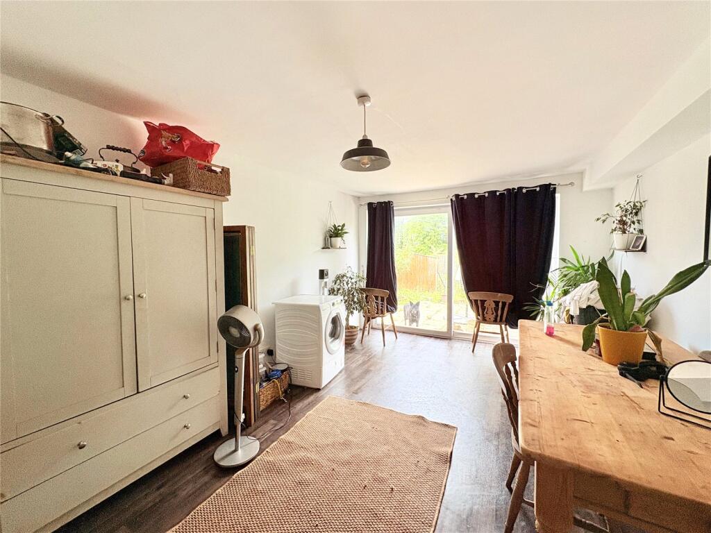House in Dorset, Bryanston - View 6